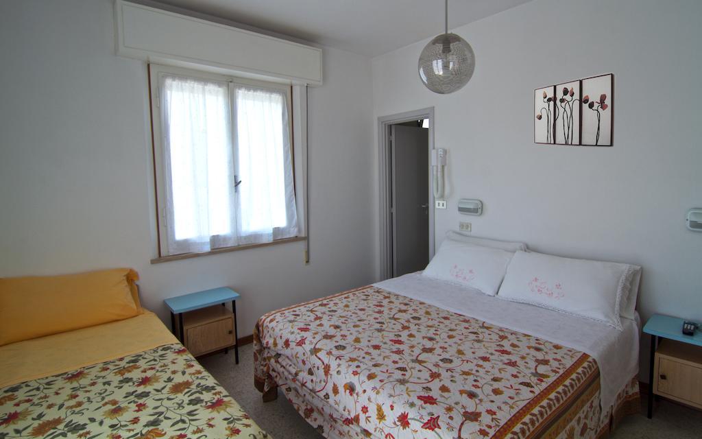 Hotel Villa Tua Riccione Room photo